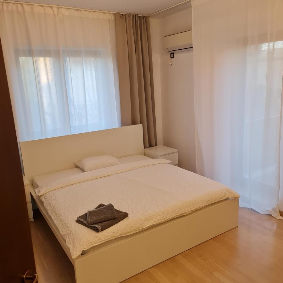 Villa White Galaxy *
