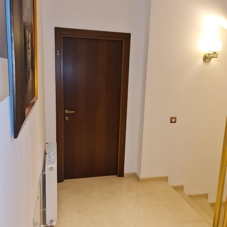 Villa White Galaxy Otopeni